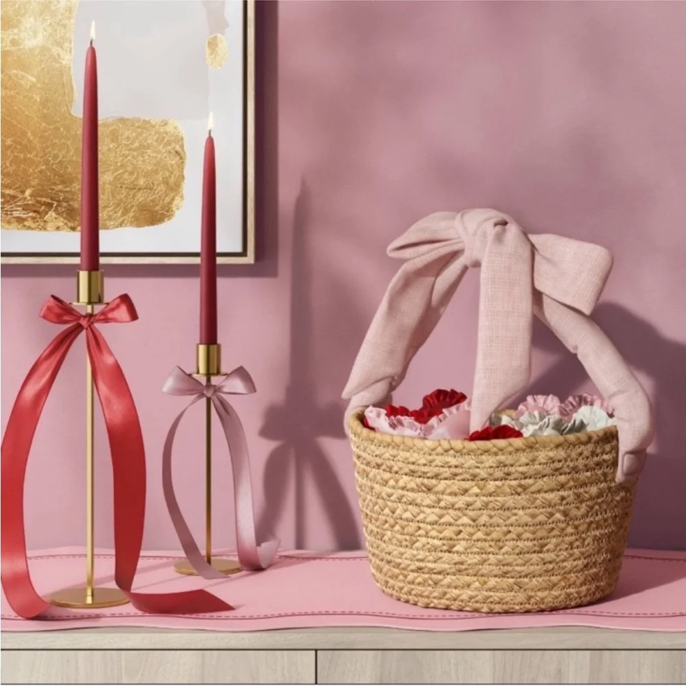 THRESHOLD NWT natural woven bow handle Easter basket -pink - Picture 2 of 5